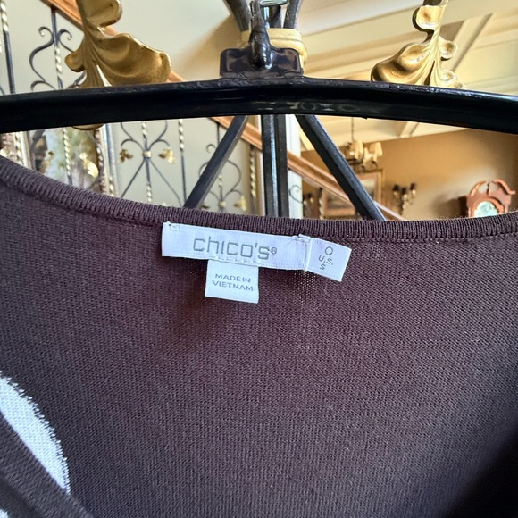 Chico’s NWT Pullover Sweater. Polka Dot Vneck Cocoa Bean.Size 0 polyester/nylon - Picture 11 of 11